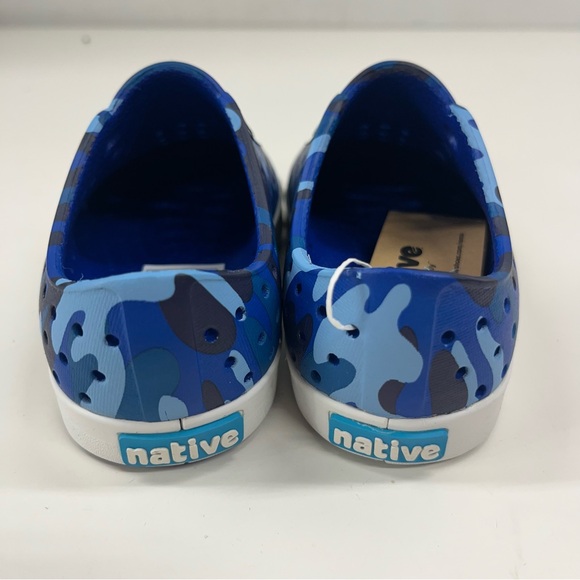 NWT Native Jefferson Shoes in Blue Camo Size 7 - Picture 3 of 6
